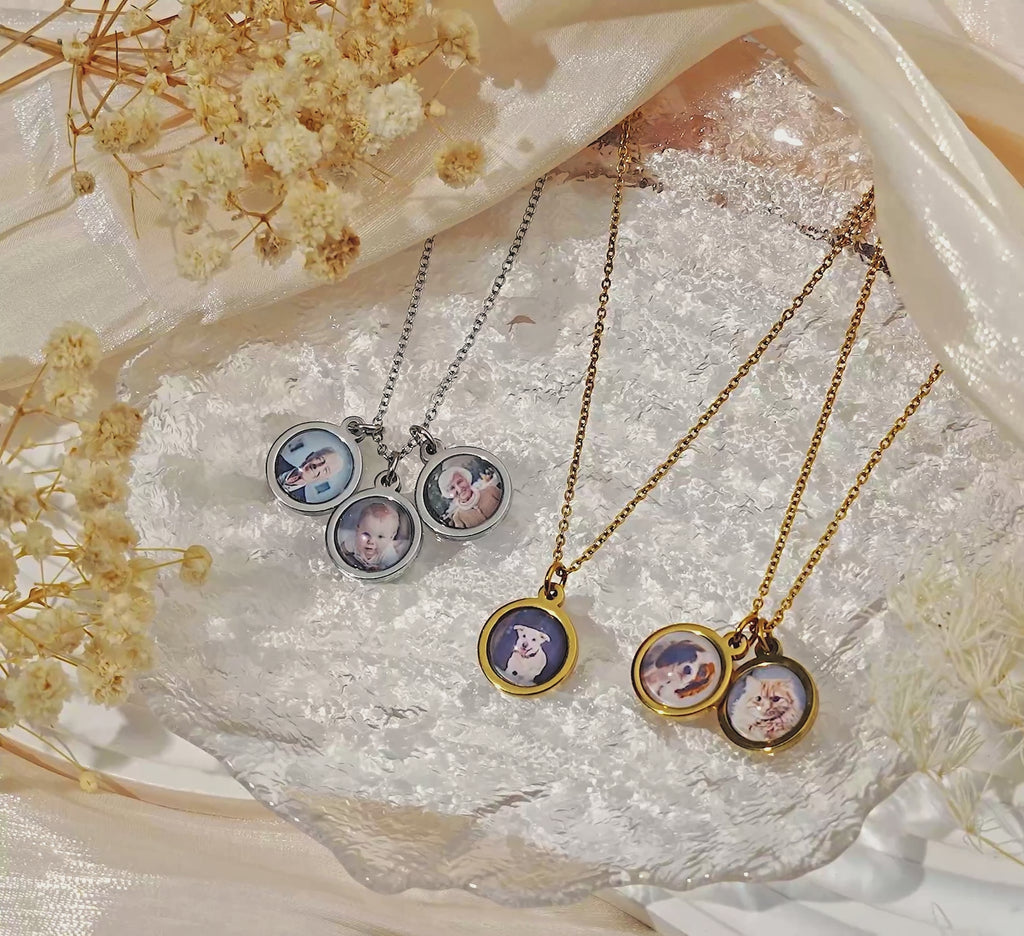 Round Pet Photo Necklace with Glass Dome Cab