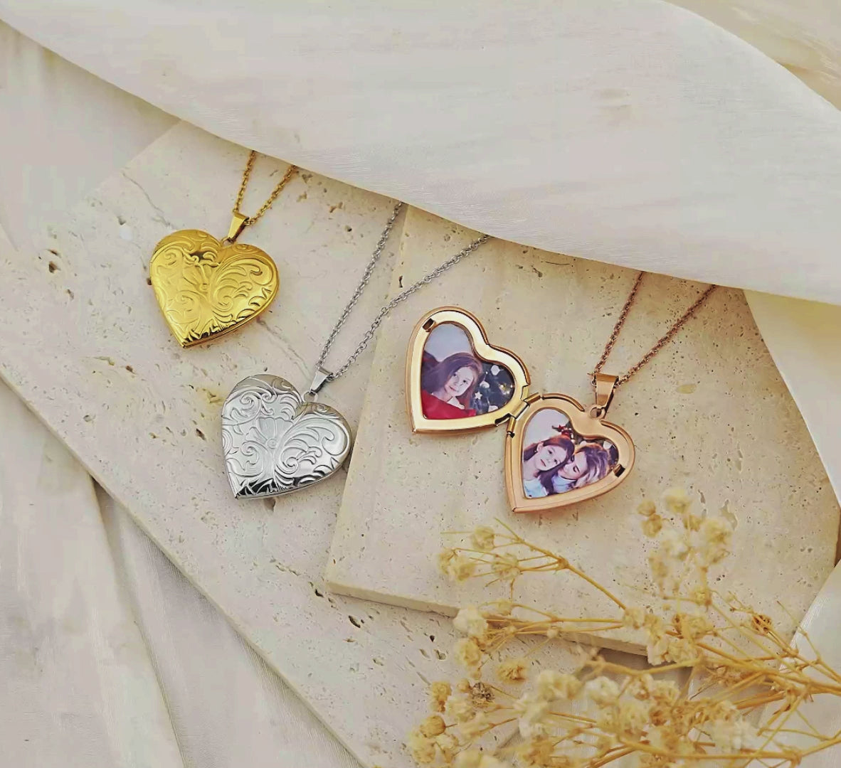 Flourish Heart Pet Photo Locket Necklace