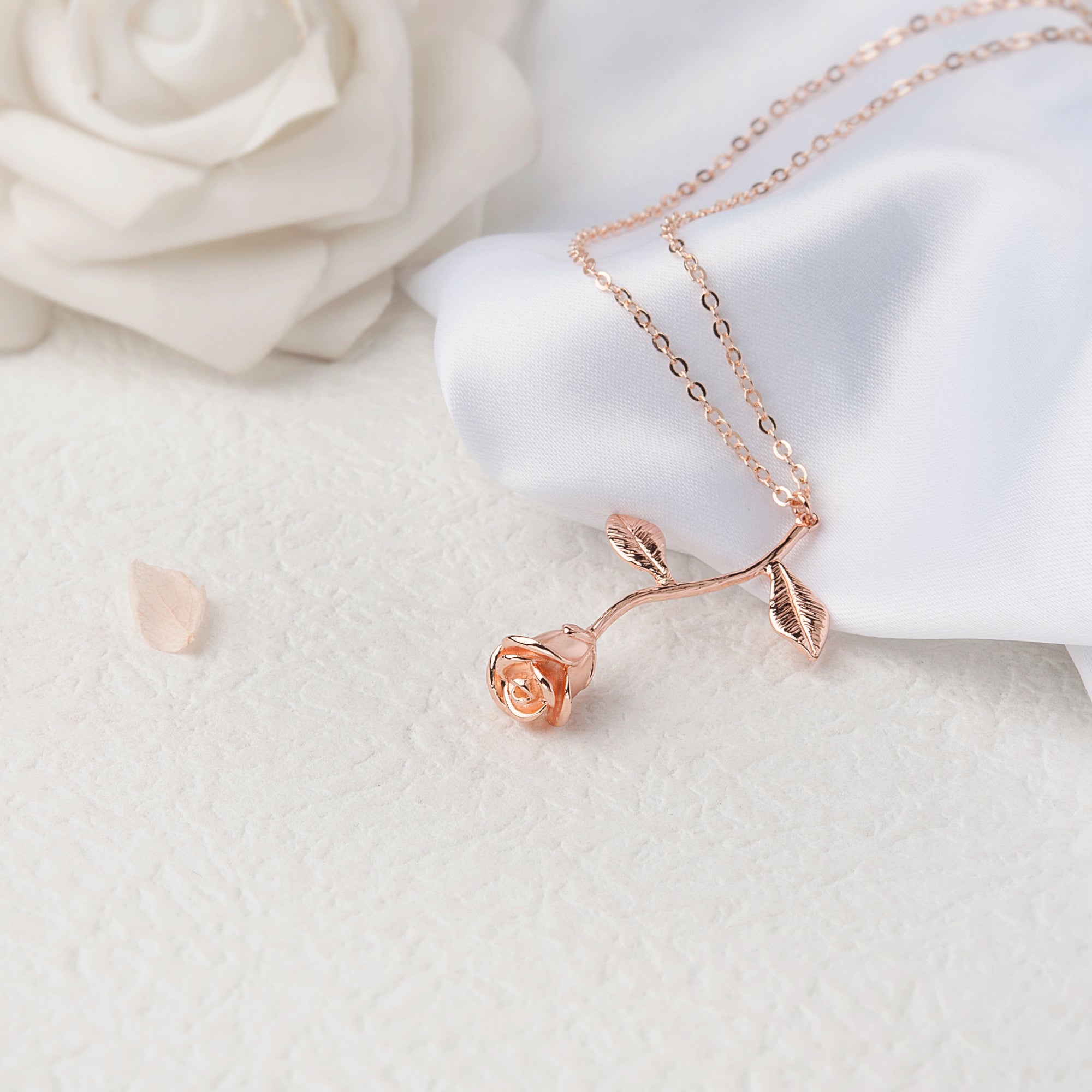 "To my beautiful Mom" Rose Necklace