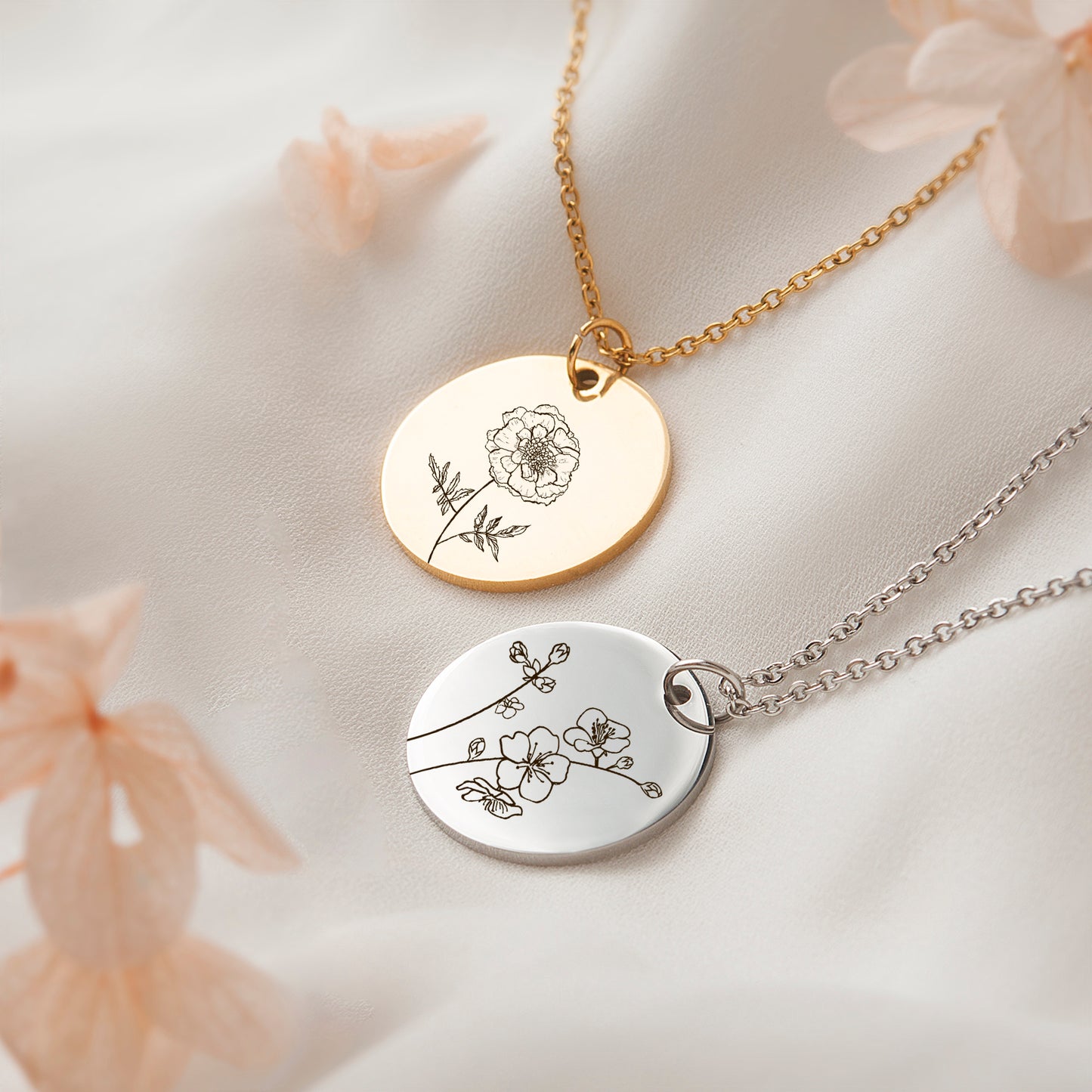 Personalized Birth Flower Necklace Disk Charm Necklace Personalized Gift for Mother Girlfriend Birthday Gift Jewelry