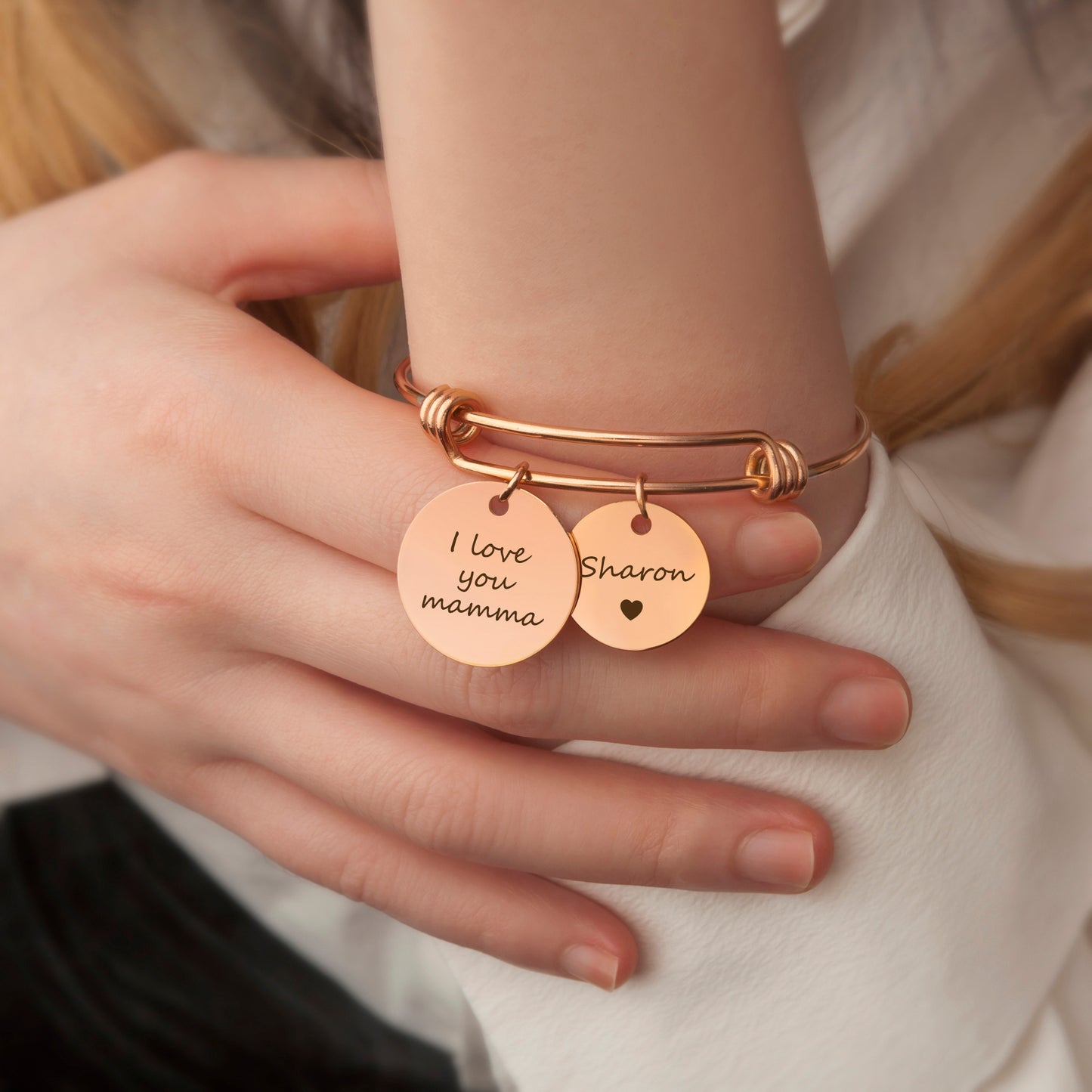 Anavia Custom Name Bangle Bracelet